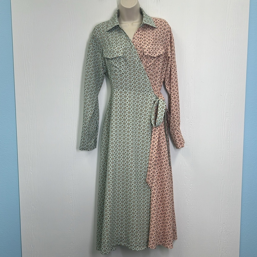 Gracia - Color Block Fun Design Wrap Long Sleeve … - image 3